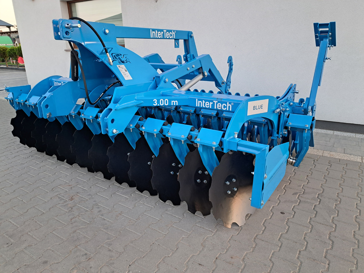 INTER-TECH 3.0m - Tanjurača: slika INTER-TECH 3.0m - Tanjurača INTER-TECH 3.0m - Tanjurača: slika INTER-TECH 3.0m - Tanjurača