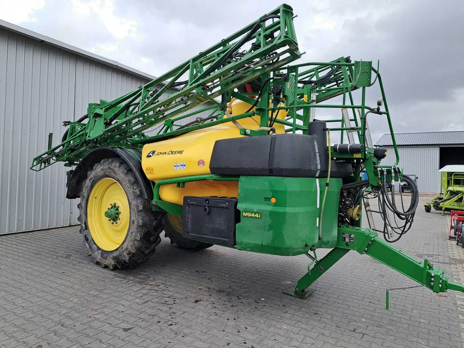 John Deere M944I - Vučena prskalica: slika John Deere M944I - Vučena prskalica John Deere M944I - Vučena prskalica: slika John Deere M944I - Vučena prskalica