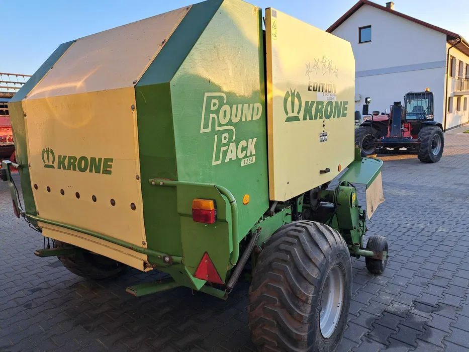 Krone 1250 Round Pack - Rolo balirka: slika Krone 1250 Round Pack - Rolo balirka Krone 1250 Round Pack - Rolo balirka: slika Krone 1250 Round Pack - Rolo balirka