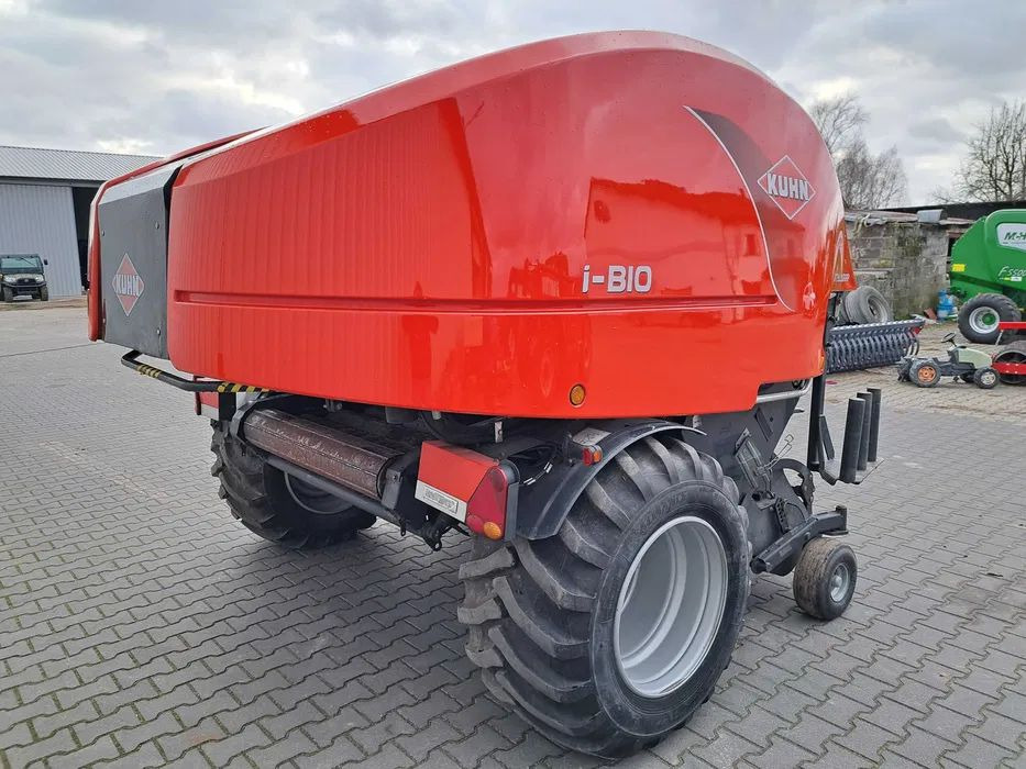 Kuhn i-BIO - Rolo balirka: slika Kuhn i-BIO - Rolo balirka Kuhn i-BIO - Rolo balirka: slika Kuhn i-BIO - Rolo balirka