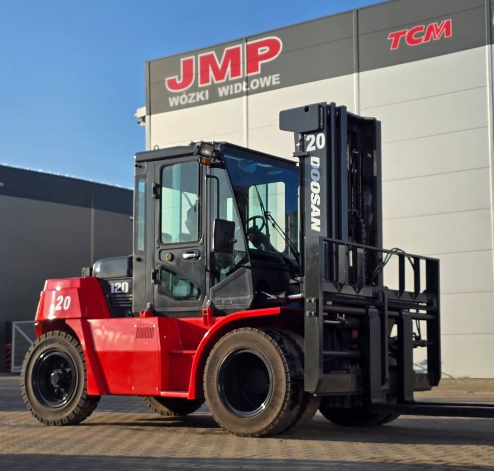 Diesel viličar Doosan D90/120 S-7: slika Diesel viličar Doosan D90/120 S-7