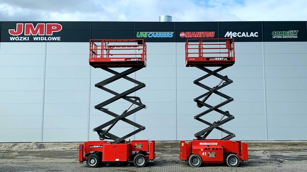 Škarasta podizna platforma Manitou 120SC: slika Škarasta podizna platforma Manitou 120SC