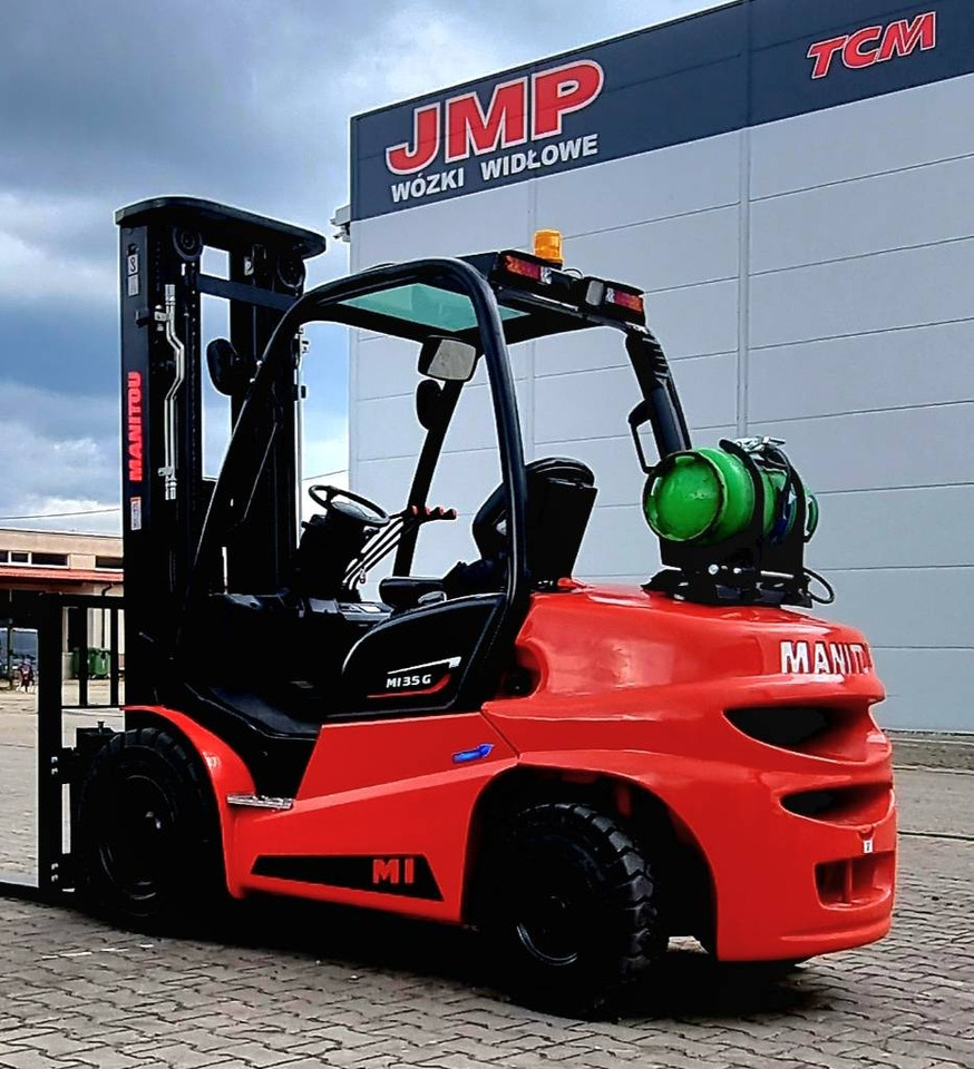 Manitou MI 35 G TRIPLEX 4700mm - Plinski viličar: slika Manitou MI 35 G TRIPLEX 4700mm - Plinski viličar Manitou MI 35 G TRIPLEX 4700mm - Plinski viličar: slika Manitou MI 35 G TRIPLEX 4700mm - Plinski viličar