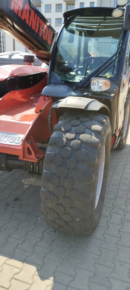 Teleskopski rukovatelj Manitou MLT 737 130 PS+: slika Teleskopski rukovatelj Manitou MLT 737 130 PS+