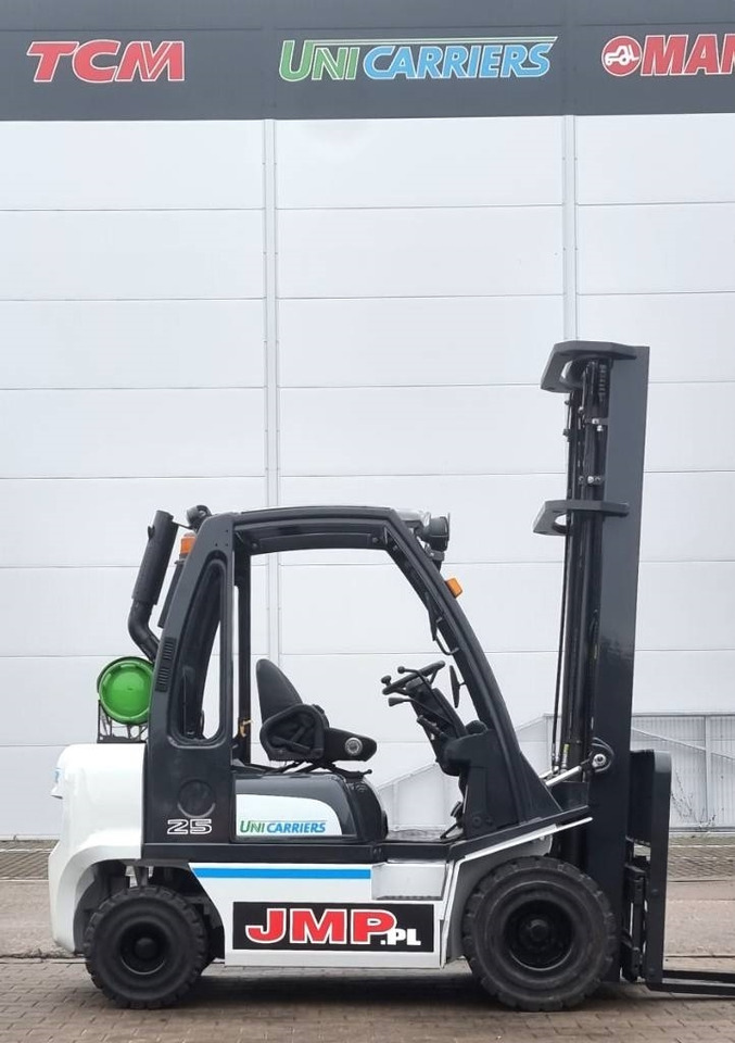 UniCarriers U1D2A25LQ DX25 - Plinski viličar: slika UniCarriers U1D2A25LQ DX25 - Plinski viličar UniCarriers U1D2A25LQ DX25 - Plinski viličar: slika UniCarriers U1D2A25LQ DX25 - Plinski viličar