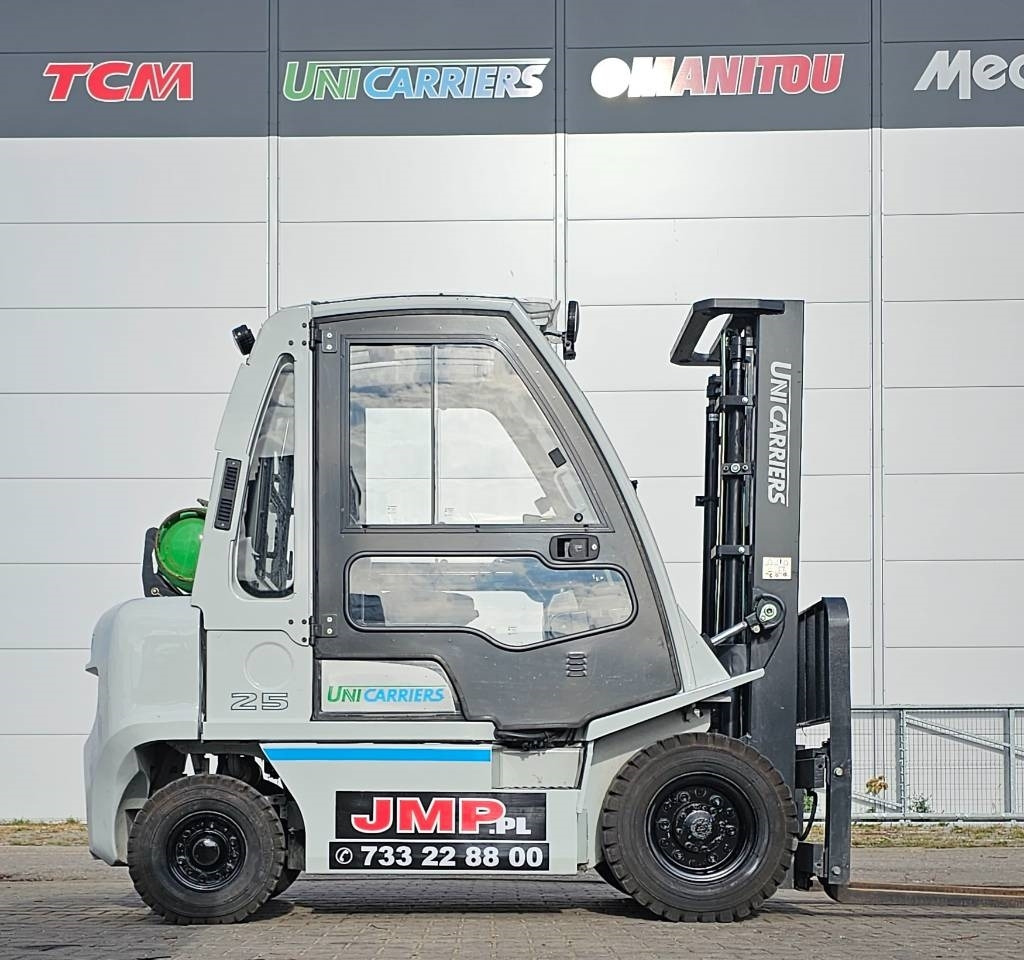 UniCarriers U1D2A25LQ DX25 - Plinski viličar: slika UniCarriers U1D2A25LQ DX25 - Plinski viličar UniCarriers U1D2A25LQ DX25 - Plinski viličar: slika UniCarriers U1D2A25LQ DX25 - Plinski viličar