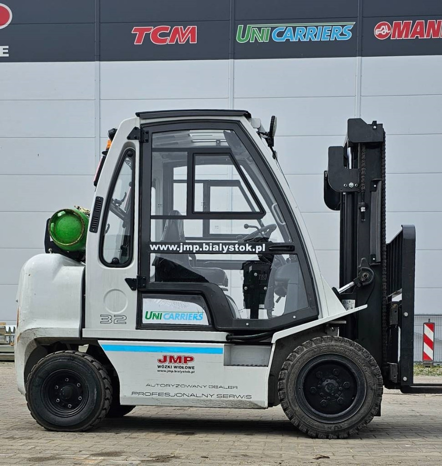 UniCarriers UG1D2A32LQ DX32 - Plinski viličar: slika UniCarriers UG1D2A32LQ DX32 - Plinski viličar UniCarriers UG1D2A32LQ DX32 - Plinski viličar: slika UniCarriers UG1D2A32LQ DX32 - Plinski viličar