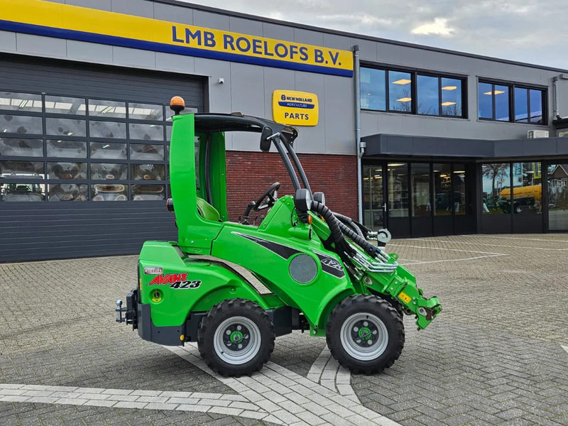 Avant 423 mini-shovel - Kompaktni utovarivač gusjeničar: slika Avant 423 mini-shovel - Kompaktni utovarivač gusjeničar Avant 423 mini-shovel - Kompaktni utovarivač gusjeničar: slika Avant 423 mini-shovel - Kompaktni utovarivač gusjeničar