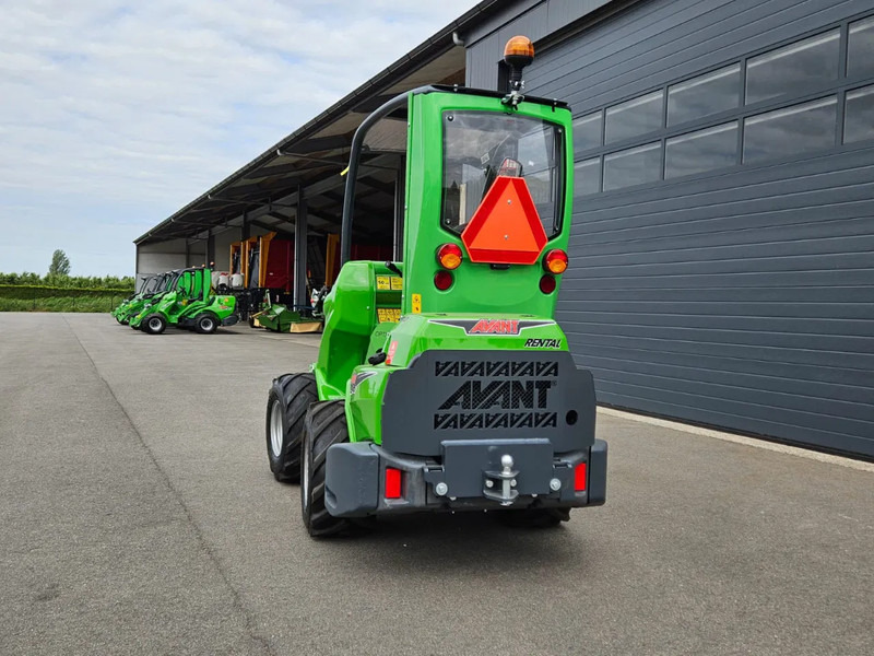 Avant 635i Rental mini-shovel - Kompaktni utovarivač gusjeničar: slika Avant 635i Rental mini-shovel - Kompaktni utovarivač gusjeničar Avant 635i Rental mini-shovel - Kompaktni utovarivač gusjeničar: slika Avant 635i Rental mini-shovel - Kompaktni utovarivač gusjeničar