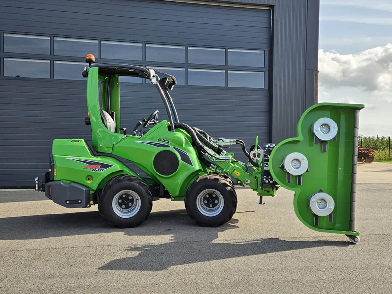 Avant 635i TDL+ mini-shovel - Kompaktni utovarivač gusjeničar: slika Avant 635i TDL+ mini-shovel - Kompaktni utovarivač gusjeničar Avant 635i TDL+ mini-shovel - Kompaktni utovarivač gusjeničar: slika Avant 635i TDL+ mini-shovel - Kompaktni utovarivač gusjeničar