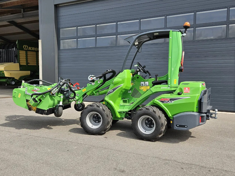 Kompaktni utovarivač gusjeničar Avant 645i Rental mini-shovel: slika Kompaktni utovarivač gusjeničar Avant 645i Rental mini-shovel Kompaktni utovarivač gusjeničar Avant 645i Rental mini-shovel: slika Kompaktni utovarivač gusjeničar Avant 645i Rental mini-shovel