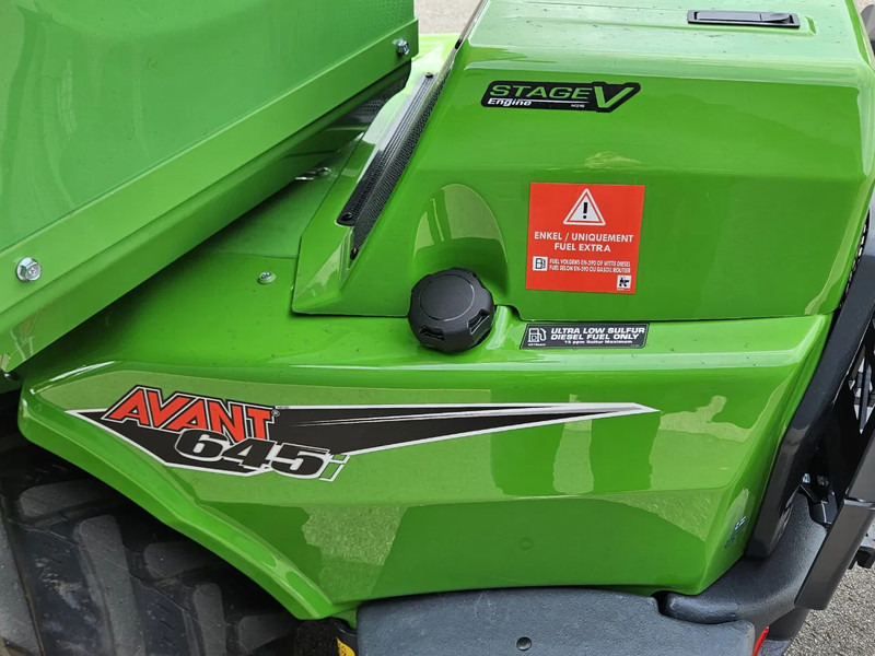 Kompaktni utovarivač gusjeničar Avant 645i Rental mini-shovel: slika Kompaktni utovarivač gusjeničar Avant 645i Rental mini-shovel Kompaktni utovarivač gusjeničar Avant 645i Rental mini-shovel: slika Kompaktni utovarivač gusjeničar Avant 645i Rental mini-shovel