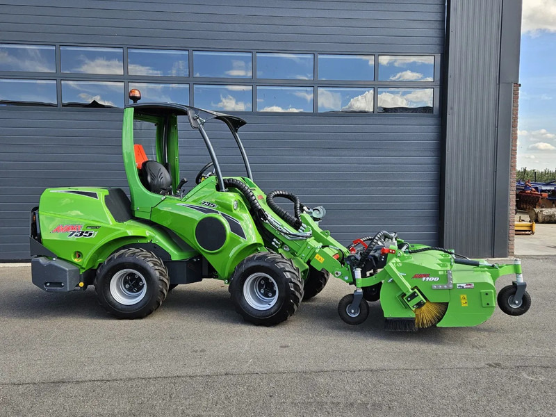 Avant 735i Rental mini-shovel - Kompaktni utovarivač gusjeničar: slika Avant 735i Rental mini-shovel - Kompaktni utovarivač gusjeničar Avant 735i Rental mini-shovel - Kompaktni utovarivač gusjeničar: slika Avant 735i Rental mini-shovel - Kompaktni utovarivač gusjeničar