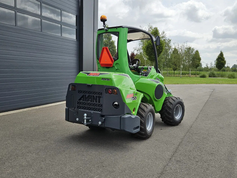 Avant 755i Rental mini-shovel - Kompaktni utovarivač gusjeničar: slika Avant 755i Rental mini-shovel - Kompaktni utovarivač gusjeničar Avant 755i Rental mini-shovel - Kompaktni utovarivač gusjeničar: slika Avant 755i Rental mini-shovel - Kompaktni utovarivač gusjeničar