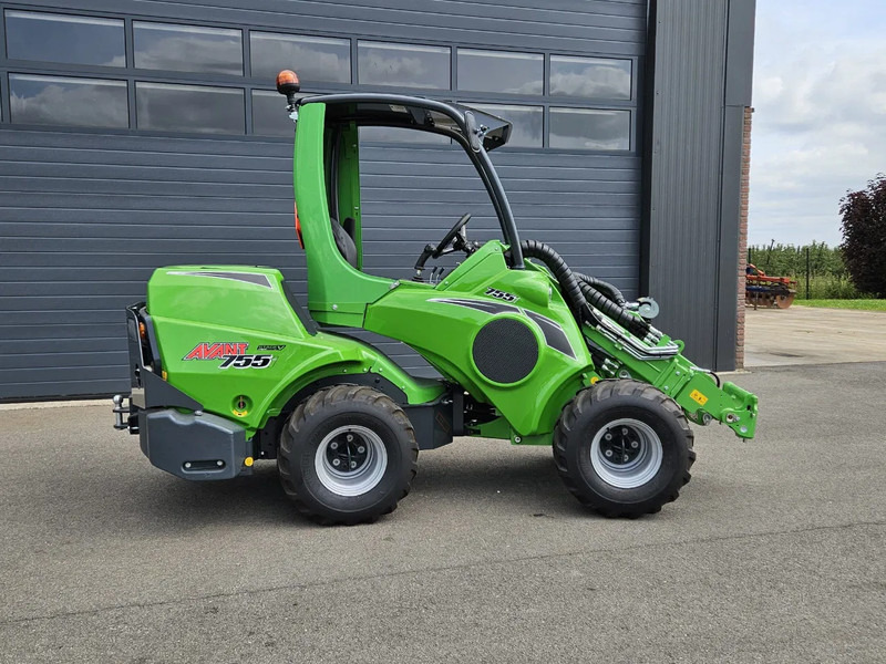 Avant 755i Rental mini-shovel - Kompaktni utovarivač gusjeničar: slika Avant 755i Rental mini-shovel - Kompaktni utovarivač gusjeničar Avant 755i Rental mini-shovel - Kompaktni utovarivač gusjeničar: slika Avant 755i Rental mini-shovel - Kompaktni utovarivač gusjeničar