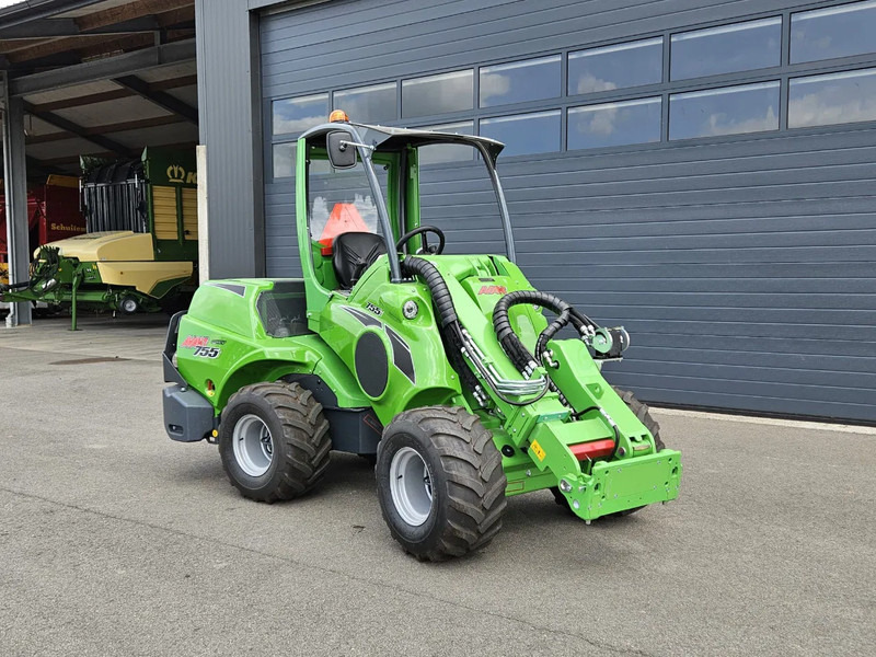 Avant 755i Rental mini-shovel - Kompaktni utovarivač gusjeničar: slika Avant 755i Rental mini-shovel - Kompaktni utovarivač gusjeničar Avant 755i Rental mini-shovel - Kompaktni utovarivač gusjeničar: slika Avant 755i Rental mini-shovel - Kompaktni utovarivač gusjeničar