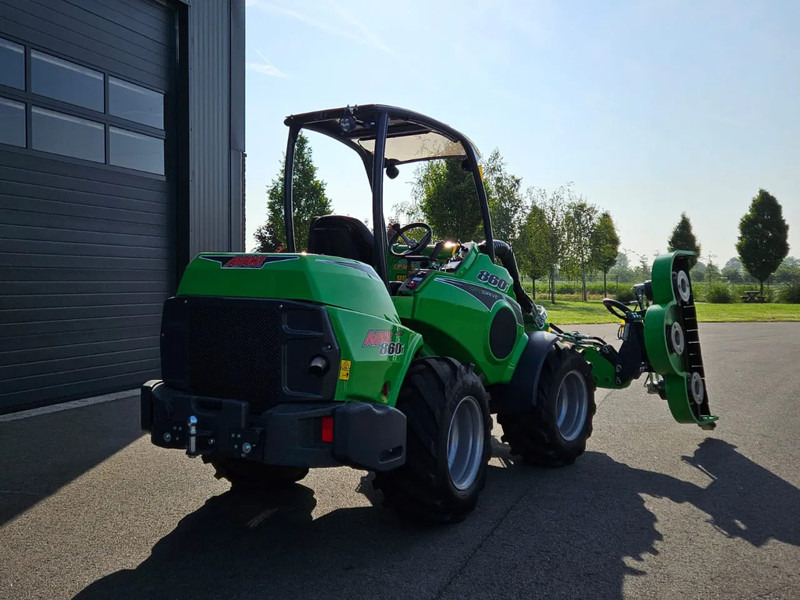 Avant 860i TDL mini-shovel - Kompaktni utovarivač gusjeničar: slika Avant 860i TDL mini-shovel - Kompaktni utovarivač gusjeničar Avant 860i TDL mini-shovel - Kompaktni utovarivač gusjeničar: slika Avant 860i TDL mini-shovel - Kompaktni utovarivač gusjeničar