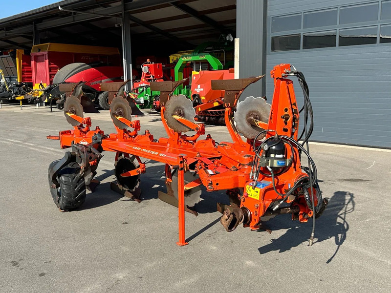 Kuhn Vari Master 151 - Plug: slika Kuhn Vari Master 151 - Plug Kuhn Vari Master 151 - Plug: slika Kuhn Vari Master 151 - Plug