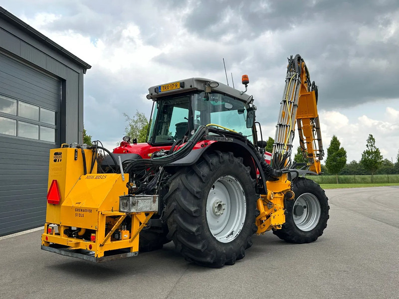 Massey Ferguson 6713S Dyna 6 - Traktor: slika Massey Ferguson 6713S Dyna 6 - Traktor Massey Ferguson 6713S Dyna 6 - Traktor: slika Massey Ferguson 6713S Dyna 6 - Traktor