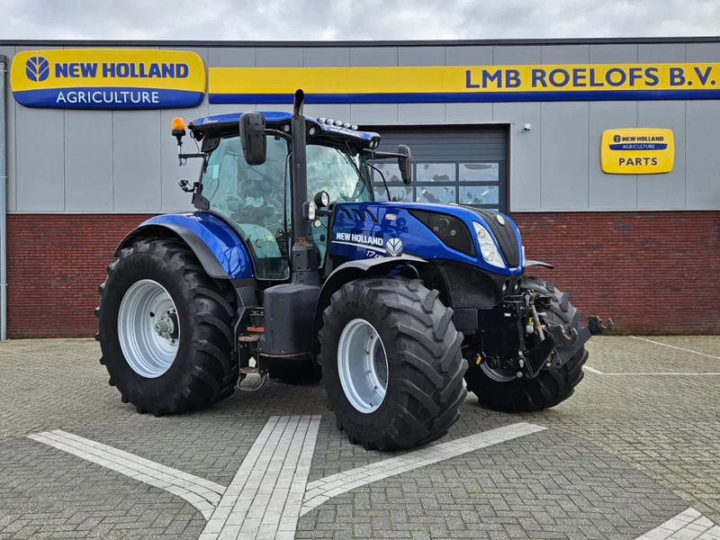 New Holland T7.230AC Autocommand - Traktor: slika New Holland T7.230AC Autocommand - Traktor New Holland T7.230AC Autocommand - Traktor: slika New Holland T7.230AC Autocommand - Traktor