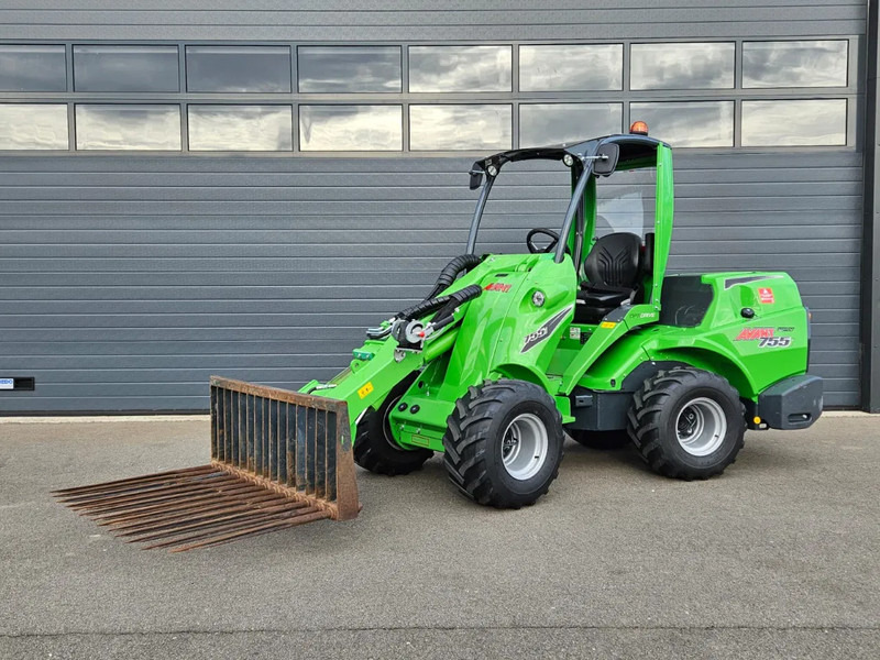 Avant Tegelriek - Priključak za Poljoprivredni strojevi: slika Avant Tegelriek - Priključak za Poljoprivredni strojevi Avant Tegelriek - Priključak za Poljoprivredni strojevi: slika Avant Tegelriek - Priključak za Poljoprivredni strojevi