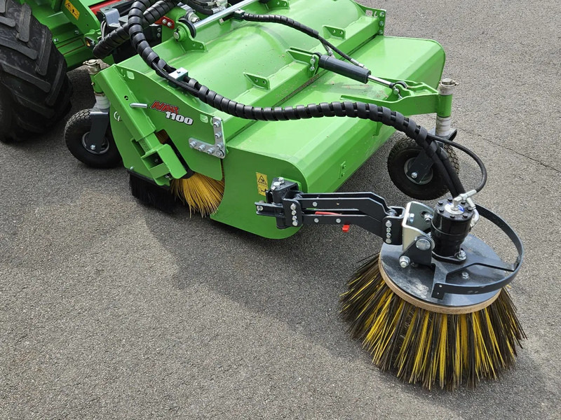 Avant borstel met opvangbak 1100 - Priključak za Poljoprivredni strojevi: slika Avant borstel met opvangbak 1100 - Priključak za Poljoprivredni strojevi Avant borstel met opvangbak 1100 - Priključak za Poljoprivredni strojevi: slika Avant borstel met opvangbak 1100 - Priključak za Poljoprivredni strojevi