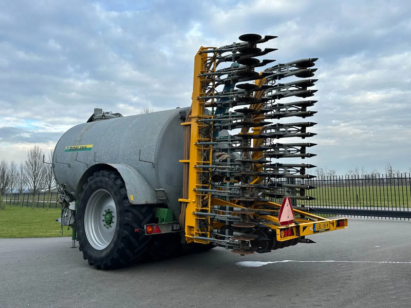Roelama DT14 14.000ltr - Cisterna za gnojnicu: slika Roelama DT14 14.000ltr - Cisterna za gnojnicu Roelama DT14 14.000ltr - Cisterna za gnojnicu: slika Roelama DT14 14.000ltr - Cisterna za gnojnicu