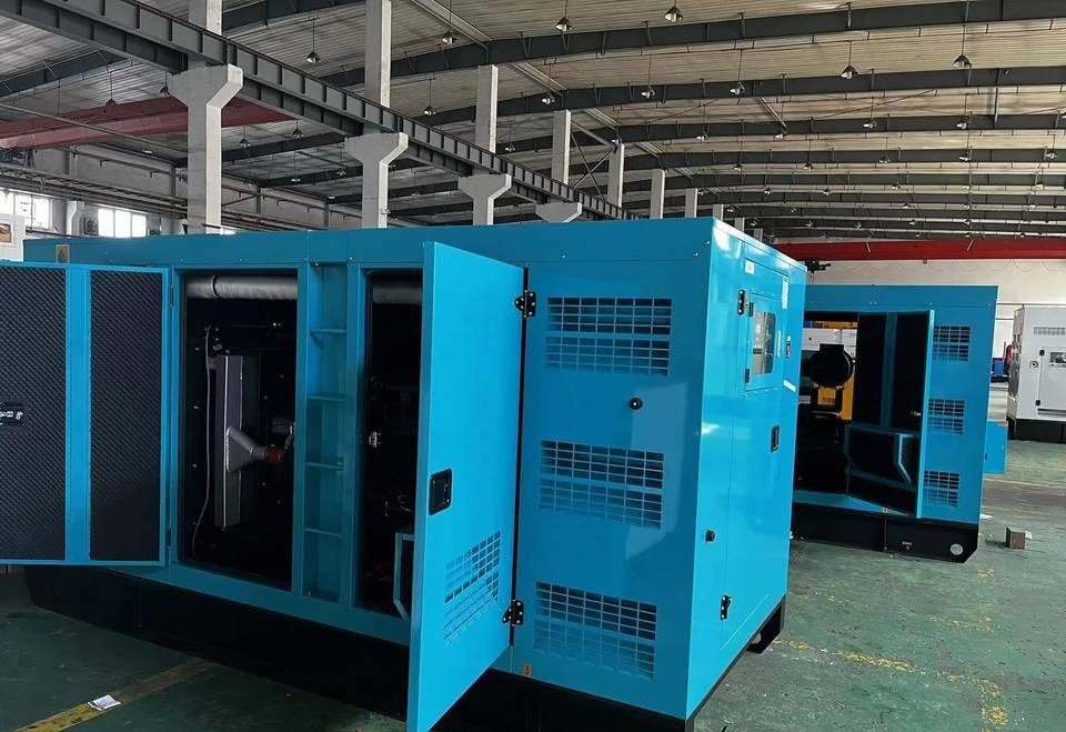 Doosan Daewoo WP-D180GF - Generatorski set: slika Doosan Daewoo WP-D180GF - Generatorski set Doosan Daewoo WP-D180GF - Generatorski set: slika Doosan Daewoo WP-D180GF - Generatorski set