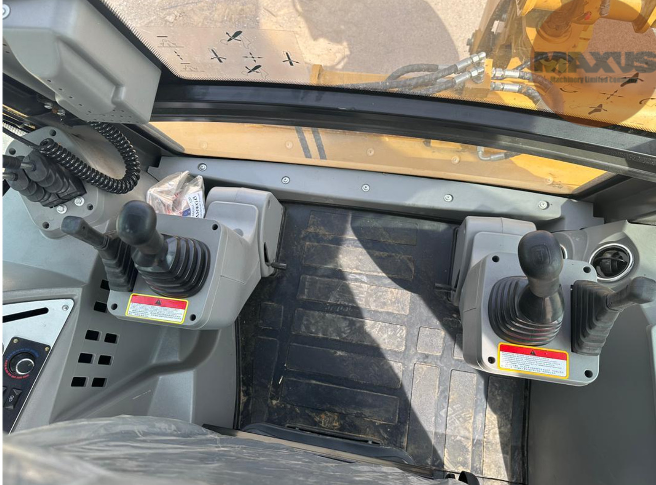 Zakup Maxus Baggerlader 4cx / Buldoexcavator 4cx / Екскаватор-навантажувач 4cx / 4cx kotró-rakodógép / Koparko-ładowarka 4cx / Backhoe Loader 4CX Maxus Baggerlader 4cx / Buldoexcavator 4cx / Екскаватор-навантажувач 4cx / 4cx kotró-rakodógép / Koparko-ładowarka 4cx / Backhoe Loader 4CX: slika Zakup Maxus Baggerlader 4cx / Buldoexcavator 4cx / Екскаватор-навантажувач 4cx / 4cx kotró-rakodógép / Koparko-ładowarka 4cx / Backhoe Loader 4CX Maxus Baggerlader 4cx / Buldoexcavator 4cx / Екскаватор-навантажувач 4cx / 4cx kotró-rakodógép / Koparko-ładowarka 4cx / Backhoe Loader 4CX