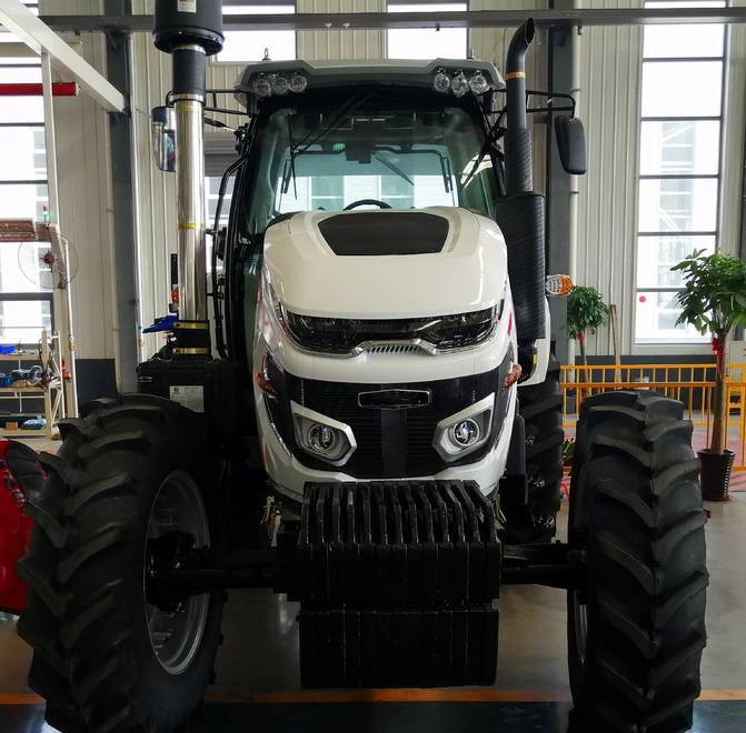 NEW MAXUS 200 HP Tractor 4x4 Warranty up to 10 Years НОВИЙ MAXUS 200 К.с. Трактор 4x4 Гарантія до 10 Років NOWY MAXUS 200 KM Ciągnik 4x4 Gwarancja do 10 LAT - Traktor: slika NEW MAXUS 200 HP Tractor 4x4 Warranty up to 10 Years НОВИЙ MAXUS 200 К.с. Трактор 4x4 Гарантія до 10 Років NOWY MAXUS 200 KM Ciągnik 4x4 Gwarancja do 10 LAT - Traktor NEW MAXUS 200 HP Tractor 4x4 Warranty up to 10 Years НОВИЙ MAXUS 200 К.с. Трактор 4x4 Гарантія до 10 Років NOWY MAXUS 200 KM Ciągnik 4x4 Gwarancja do 10 LAT - Traktor: slika NEW MAXUS 200 HP Tractor 4x4 Warranty up to 10 Years НОВИЙ MAXUS 200 К.с. Трактор 4x4 Гарантія до 10 Років NOWY MAXUS 200 KM Ciągnik 4x4 Gwarancja do 10 LAT - Traktor