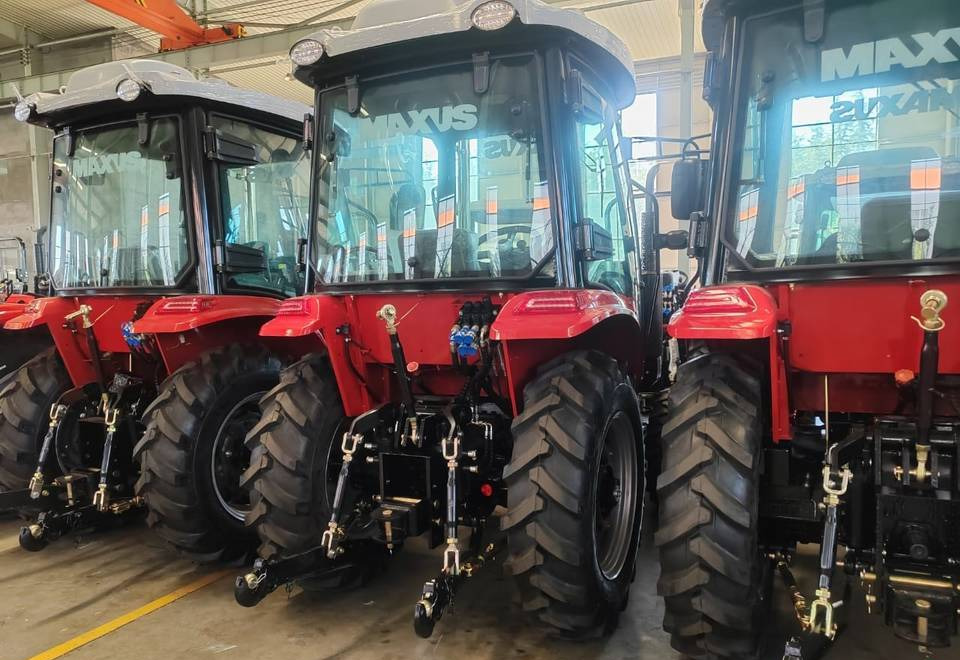 NEW MAXUS 50 HP 4x4 Tractor Export Warranty | НОВИЙ MAXUS 50 К.с. 4x4 Трактор Експорт Гарантія - Traktor: slika NEW MAXUS 50 HP 4x4 Tractor Export Warranty | НОВИЙ MAXUS 50 К.с. 4x4 Трактор Експорт Гарантія - Traktor NEW MAXUS 50 HP 4x4 Tractor Export Warranty | НОВИЙ MAXUS 50 К.с. 4x4 Трактор Експорт Гарантія - Traktor: slika NEW MAXUS 50 HP 4x4 Tractor Export Warranty | НОВИЙ MAXUS 50 К.с. 4x4 Трактор Експорт Гарантія - Traktor