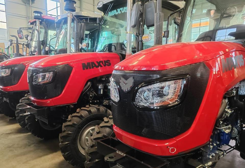NEW MAXUS 70 HP 4x4 Export Tractor Warranty up to 10 YEARS НОВИЙ Трактор 70 К.с. 4x4 MAXUS Експорт Гарантія до 10 РОКІВ NOWY Ciągnik 70 KM 4x4 MAXUS Export Gwarancja do 10 LAT - Traktor: slika NEW MAXUS 70 HP 4x4 Export Tractor Warranty up to 10 YEARS НОВИЙ Трактор 70 К.с. 4x4 MAXUS Експорт Гарантія до 10 РОКІВ NOWY Ciągnik 70 KM 4x4 MAXUS Export Gwarancja do 10 LAT - Traktor NEW MAXUS 70 HP 4x4 Export Tractor Warranty up to 10 YEARS НОВИЙ Трактор 70 К.с. 4x4 MAXUS Експорт Гарантія до 10 РОКІВ NOWY Ciągnik 70 KM 4x4 MAXUS Export Gwarancja do 10 LAT - Traktor: slika NEW MAXUS 70 HP 4x4 Export Tractor Warranty up to 10 YEARS НОВИЙ Трактор 70 К.с. 4x4 MAXUS Експорт Гарантія до 10 РОКІВ NOWY Ciągnik 70 KM 4x4 MAXUS Export Gwarancja do 10 LAT - Traktor