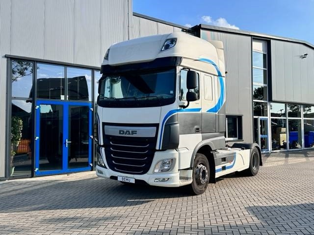 DAF XF 106 460 Super Space Cab 780.000km - Tegljač: slika DAF XF 106 460 Super Space Cab 780.000km - Tegljač DAF XF 106 460 Super Space Cab 780.000km - Tegljač: slika DAF XF 106 460 Super Space Cab 780.000km - Tegljač