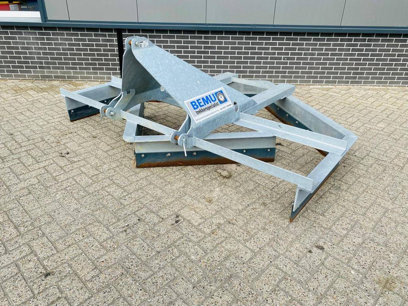 VHM Kopakkervlakker, Scraper, Vlakraam - Oprema za obradu tla: slika VHM Kopakkervlakker, Scraper, Vlakraam - Oprema za obradu tla VHM Kopakkervlakker, Scraper, Vlakraam - Oprema za obradu tla: slika VHM Kopakkervlakker, Scraper, Vlakraam - Oprema za obradu tla