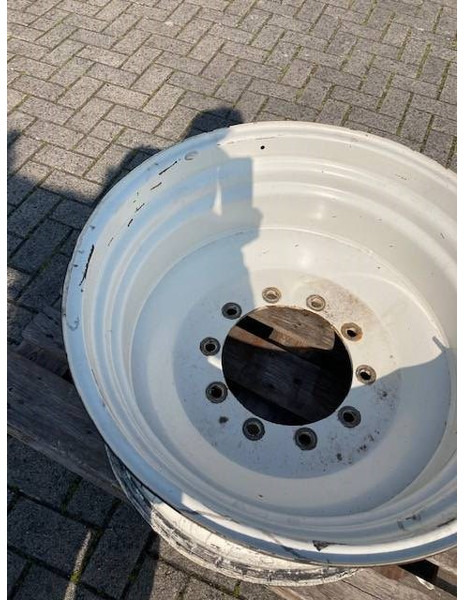 Valtra 15x30 velgen 10 gaats - Gume i felge za Poljoprivredni strojevi: slika Valtra 15x30 velgen 10 gaats - Gume i felge za Poljoprivredni strojevi Valtra 15x30 velgen 10 gaats - Gume i felge za Poljoprivredni strojevi: slika Valtra 15x30 velgen 10 gaats - Gume i felge za Poljoprivredni strojevi