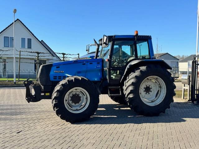 Valtra 8550 Hitech! - Traktor: slika Valtra 8550 Hitech! - Traktor Valtra 8550 Hitech! - Traktor: slika Valtra 8550 Hitech! - Traktor