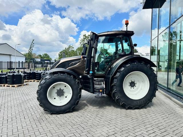 Valtra N154 Ecopower Active, 2021, 1730 uur! - Traktor: slika Valtra N154 Ecopower Active, 2021, 1730 uur! - Traktor Valtra N154 Ecopower Active, 2021, 1730 uur! - Traktor: slika Valtra N154 Ecopower Active, 2021, 1730 uur! - Traktor