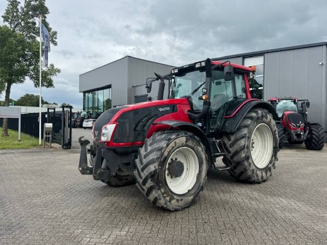 Valtra T193 Hitech TWINTRAC 5900 uur! - Traktor: slika Valtra T193 Hitech TWINTRAC 5900 uur! - Traktor Valtra T193 Hitech TWINTRAC 5900 uur! - Traktor: slika Valtra T193 Hitech TWINTRAC 5900 uur! - Traktor