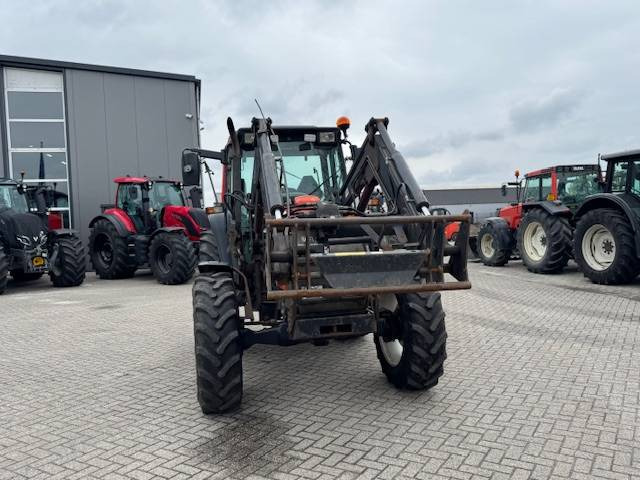 Zakup Valtra Valmet 6650 Hitech, voorlader, vloeistofkoppeling Valtra Valmet 6650 Hitech, voorlader, vloeistofkoppeling: slika Zakup Valtra Valmet 6650 Hitech, voorlader, vloeistofkoppeling Valtra Valmet 6650 Hitech, voorlader, vloeistofkoppeling