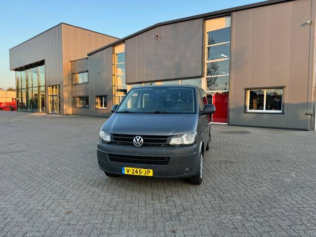 Volkswagen Transporter 140Pk Dubbele cabine - Furgon: slika Volkswagen Transporter 140Pk Dubbele cabine - Furgon Volkswagen Transporter 140Pk Dubbele cabine - Furgon: slika Volkswagen Transporter 140Pk Dubbele cabine - Furgon