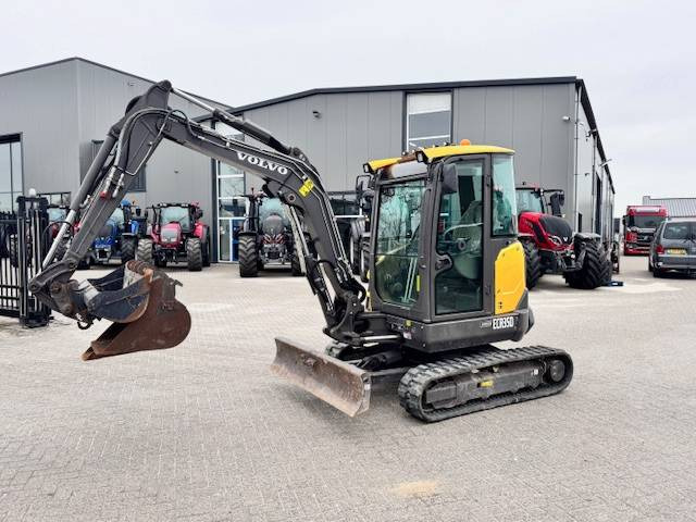 Mini bager Volvo ECR35D, minikraan, 3.5 ton: slika Mini bager Volvo ECR35D, minikraan, 3.5 ton
