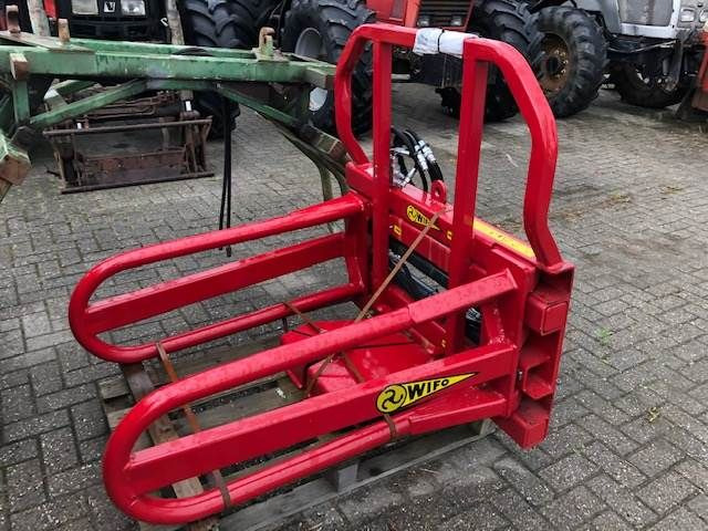 Wifo balenklem BKP-UF - Oprema za stoku: slika Wifo balenklem BKP-UF - Oprema za stoku Wifo balenklem BKP-UF - Oprema za stoku: slika Wifo balenklem BKP-UF - Oprema za stoku