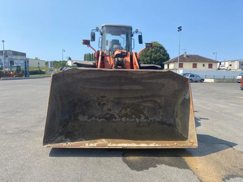 Hitachi LX290 - Utovarivač na kotačima: slika Hitachi LX290 - Utovarivač na kotačima Hitachi LX290 - Utovarivač na kotačima: slika Hitachi LX290 - Utovarivač na kotačima