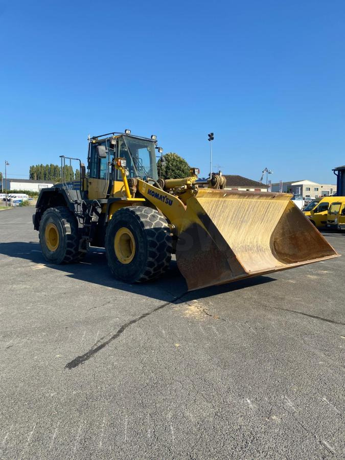 Komatsu WA480-5 H - Utovarivač na kotačima: slika Komatsu WA480-5 H - Utovarivač na kotačima Komatsu WA480-5 H - Utovarivač na kotačima: slika Komatsu WA480-5 H - Utovarivač na kotačima