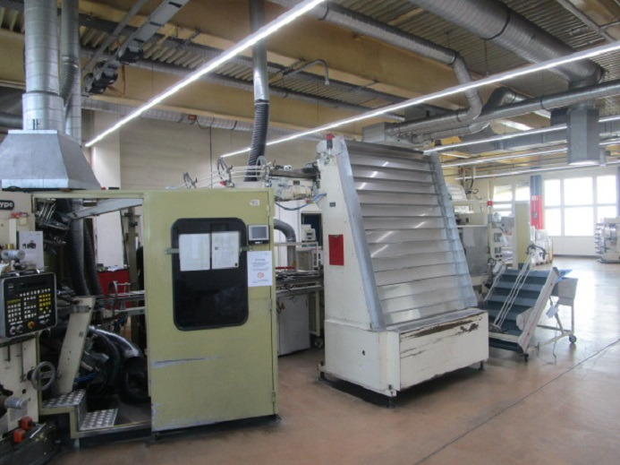 BECHERDRUCKMASCHINE POLYTYPE BDM 400 - Stroj za pakiranje: slika BECHERDRUCKMASCHINE POLYTYPE BDM 400 - Stroj za pakiranje BECHERDRUCKMASCHINE POLYTYPE BDM 400 - Stroj za pakiranje: slika BECHERDRUCKMASCHINE POLYTYPE BDM 400 - Stroj za pakiranje
