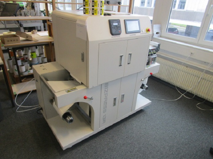 DIGITAL ETIKETTENDRUCKMASCHINE VP320C BIZPRESS 13R - Tiskarski stroj: slika DIGITAL ETIKETTENDRUCKMASCHINE VP320C BIZPRESS 13R - Tiskarski stroj DIGITAL ETIKETTENDRUCKMASCHINE VP320C BIZPRESS 13R - Tiskarski stroj: slika DIGITAL ETIKETTENDRUCKMASCHINE VP320C BIZPRESS 13R - Tiskarski stroj