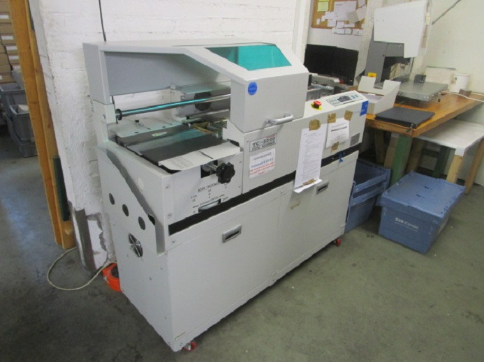 PERFECT BINDER TC-5500 MIT UNTERSCHRANK - Stroj za uvez: slika PERFECT BINDER TC-5500 MIT UNTERSCHRANK - Stroj za uvez PERFECT BINDER TC-5500 MIT UNTERSCHRANK - Stroj za uvez: slika PERFECT BINDER TC-5500 MIT UNTERSCHRANK - Stroj za uvez