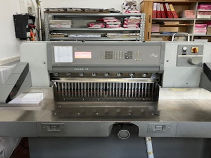 POLAR 78 ES - Stroj za rezanje papira: slika POLAR 78 ES - Stroj za rezanje papira POLAR 78 ES - Stroj za rezanje papira: slika POLAR 78 ES - Stroj za rezanje papira