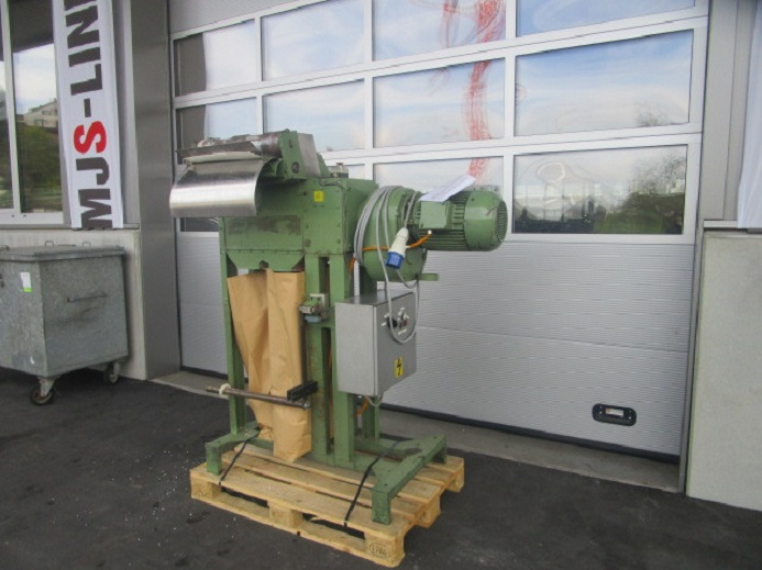 REST FOLIEN MÜHLE NR.11 - Stroj za pakiranje: slika REST FOLIEN MÜHLE NR.11 - Stroj za pakiranje REST FOLIEN MÜHLE NR.11 - Stroj za pakiranje: slika REST FOLIEN MÜHLE NR.11 - Stroj za pakiranje