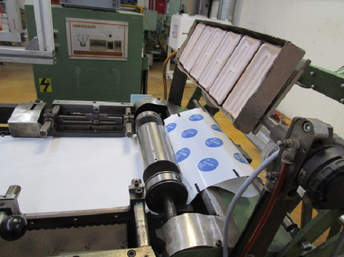 THERMOFORMMASCHINE GABLER D 450 - Stroj za pakiranje: slika THERMOFORMMASCHINE GABLER D 450 - Stroj za pakiranje THERMOFORMMASCHINE GABLER D 450 - Stroj za pakiranje: slika THERMOFORMMASCHINE GABLER D 450 - Stroj za pakiranje